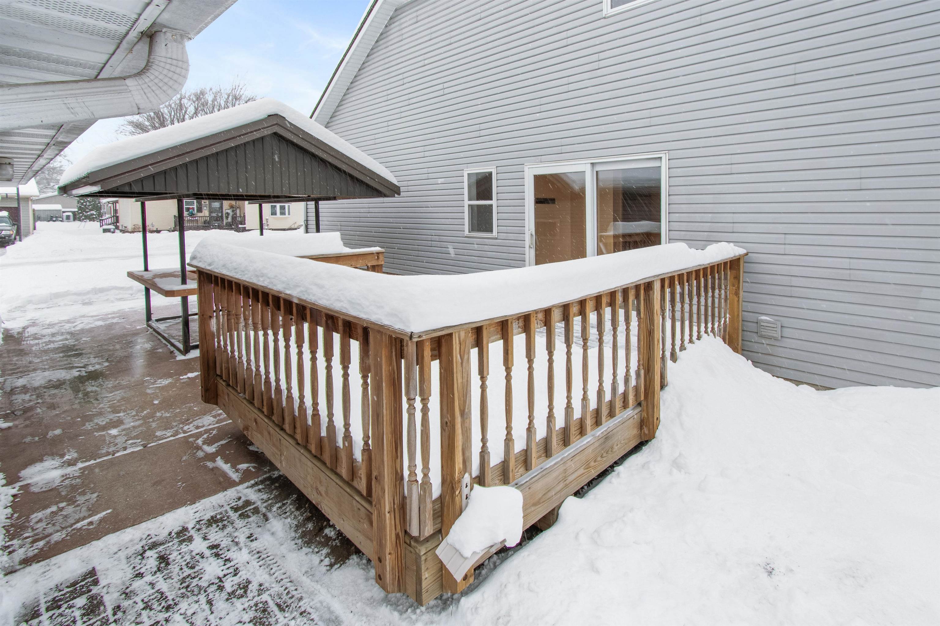 358 Monroe Street Berlin, WI 54923 - Photo 10 of 57