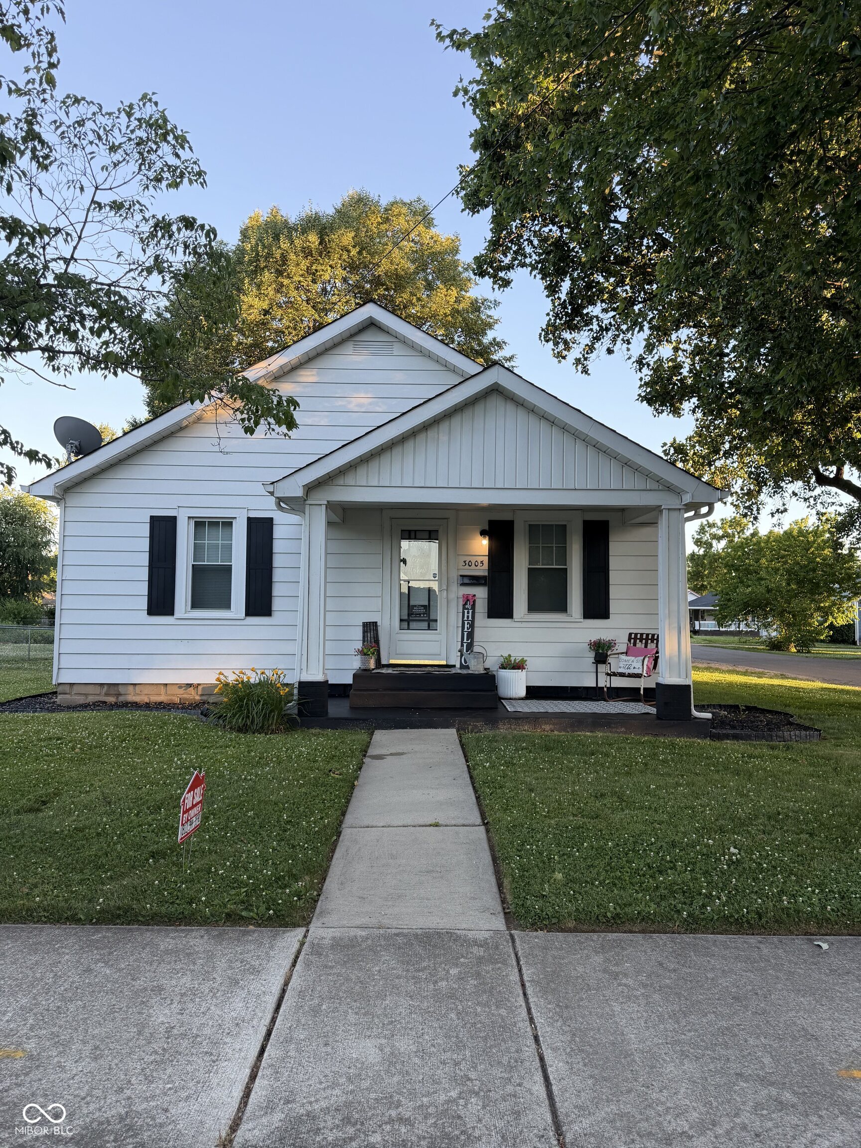 3005 Indiana Avenue Columbus, IN 47201 - Photo 2 of 25