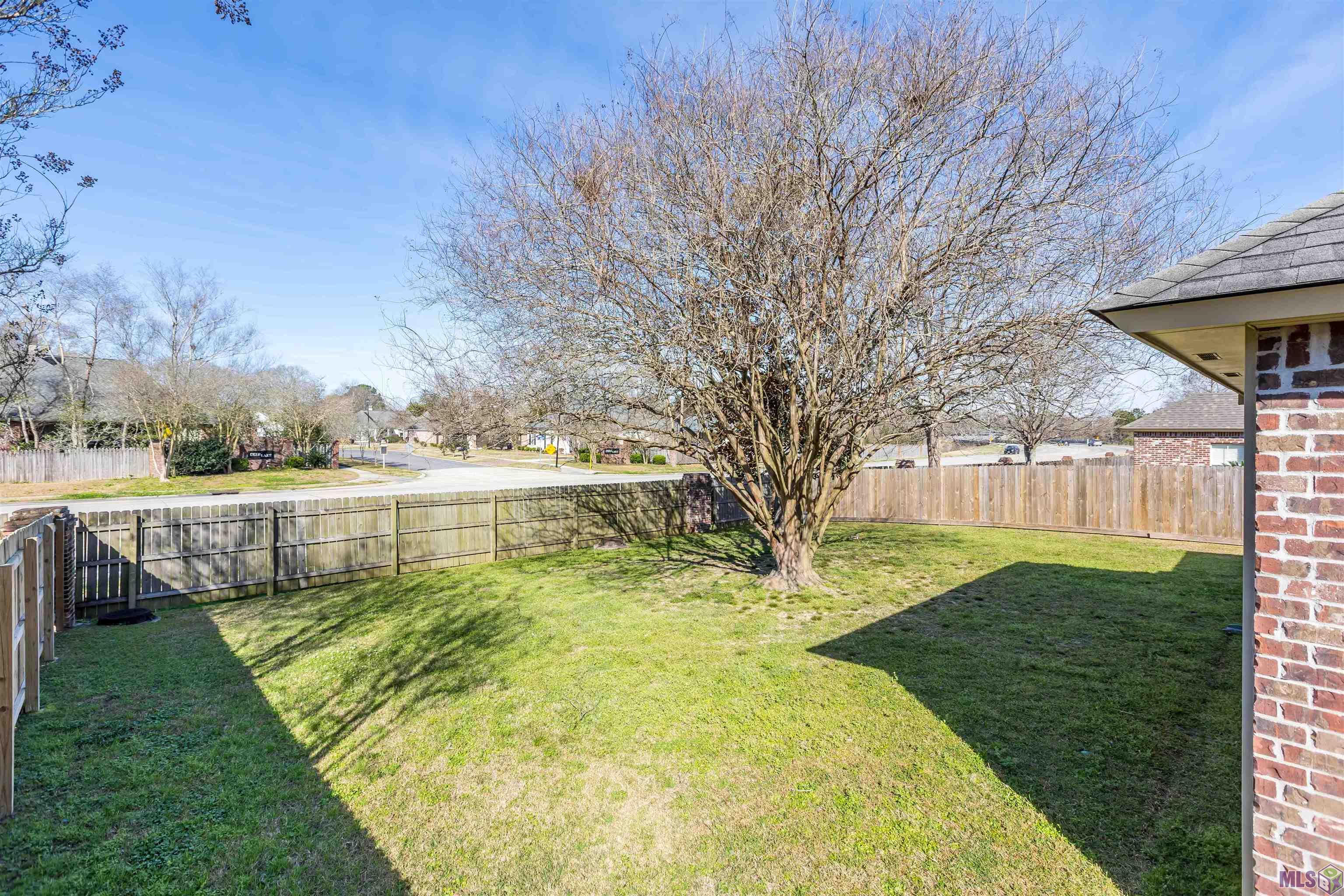 3938 Meadow Ridge Drive Baton Rouge, LA 70817 - Photo 29 of 30 Gallery Image 29