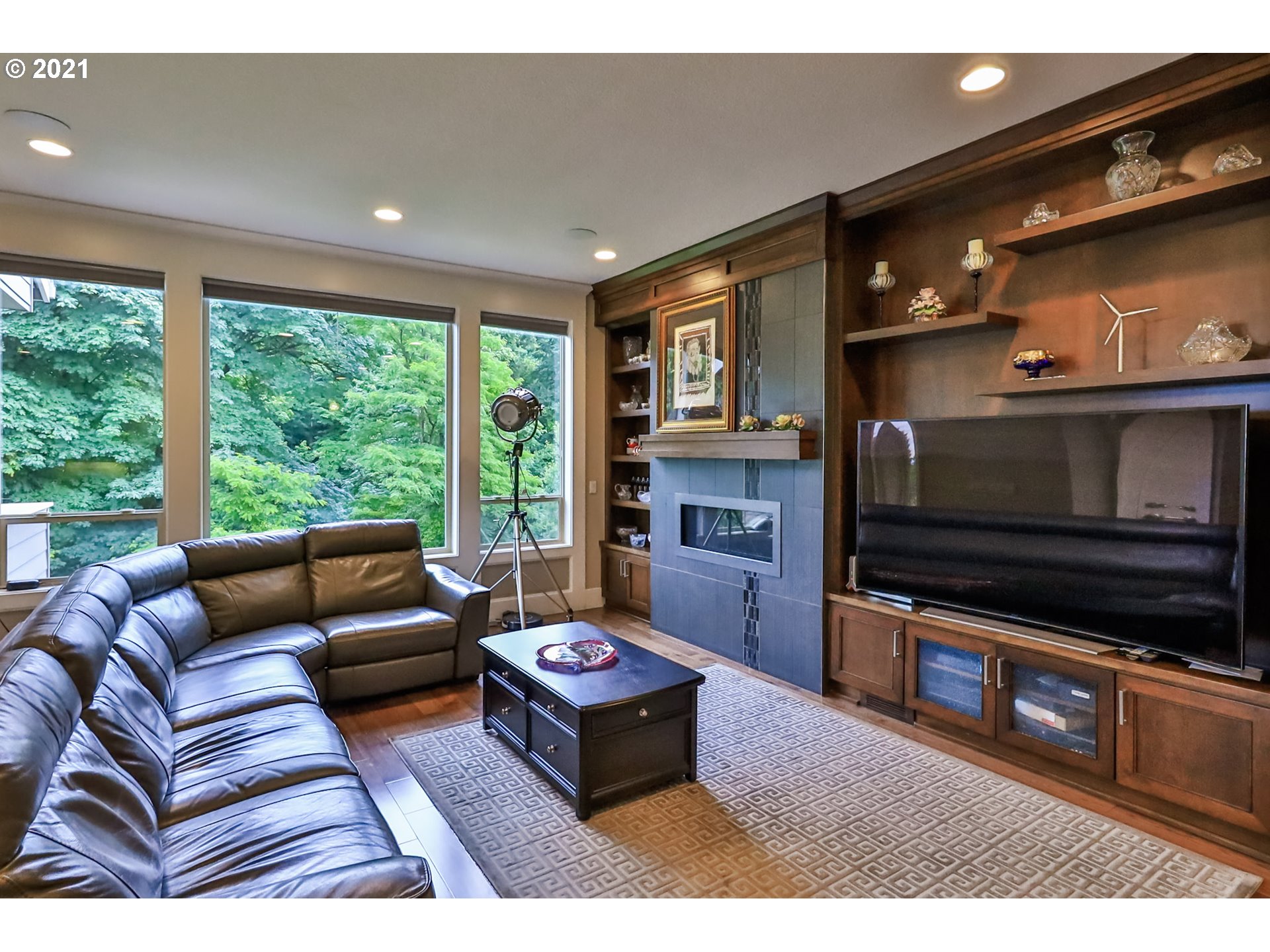 13376 Southwest Benchview Terrace Tigard, OR 97223 - Photo 14 of 30 Gallery Image 14