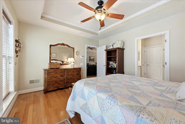 $725,000 | 44397 Oakmont Manor Square, Ashburn, VA 20147