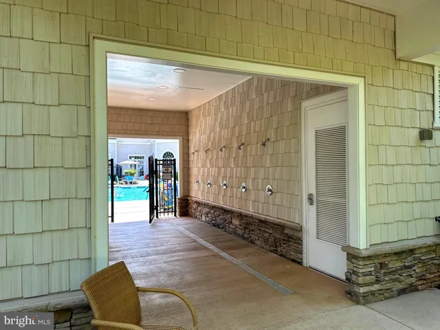 $725,000 | 44397 Oakmont Manor Square, Ashburn, VA 20147