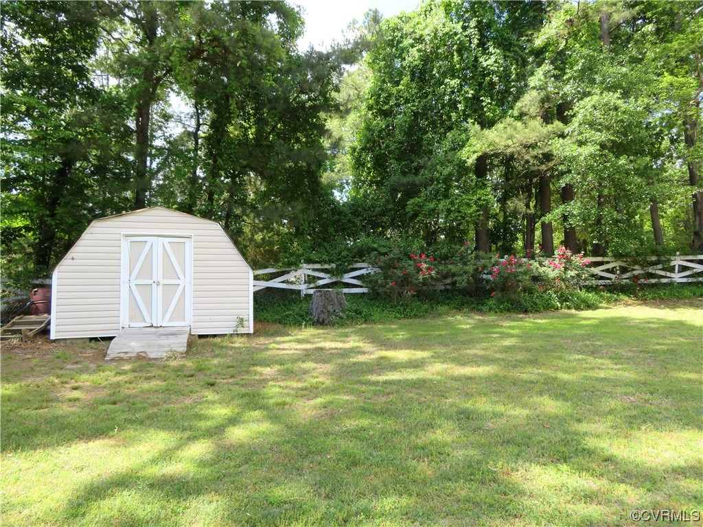 4506 Fairway Road Petersburg, VA 23803 - Photo 8 of 49 Gallery Image 8