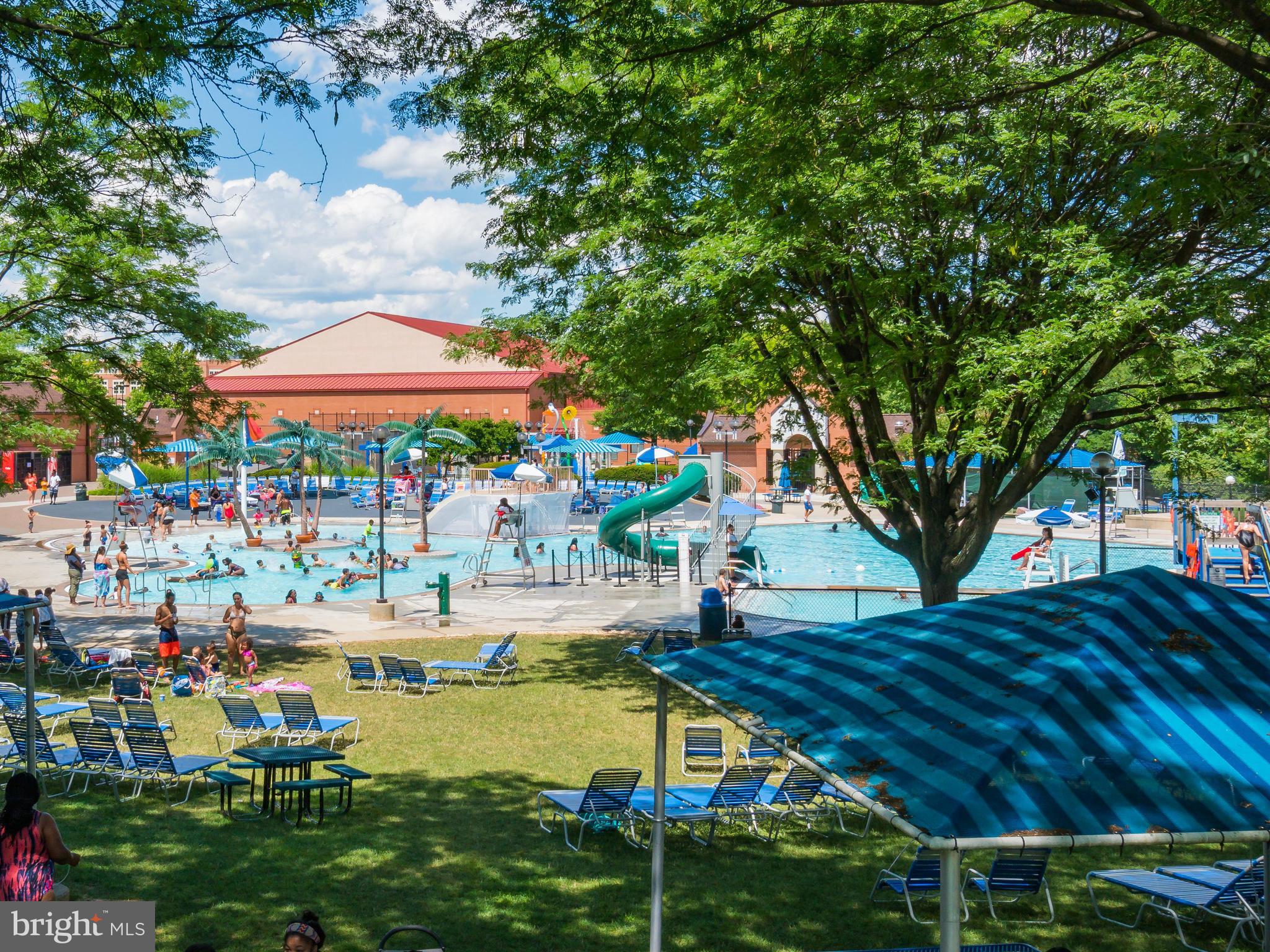 199 Summit Hall Road Gaithersburg, MD 20877 - Photo 29 of 30 a view of an outdoor space pool patio and outdoor seating