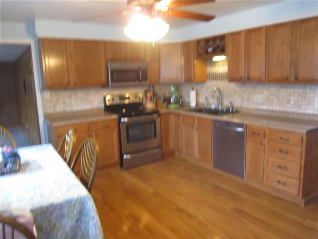 449 Glenview Drive Lower Burrell, PA 15068 - Photo 6 of 25