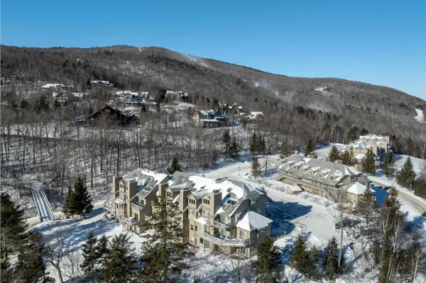 $575,000 | 17 Day Break Drive, Unit F101, Ludlow, VT 05149