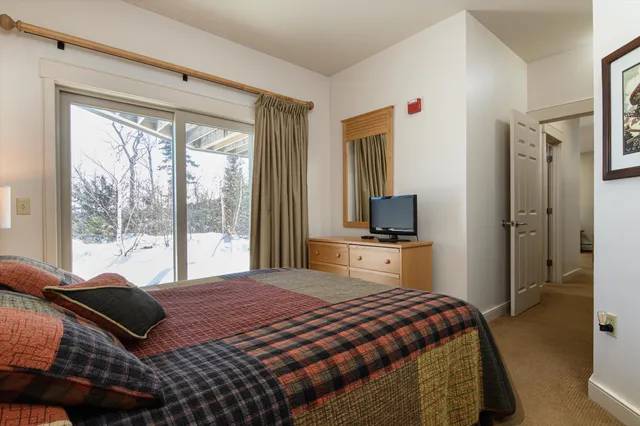 $595,000 | 17 Day Break Drive, Unit F101, Ludlow, VT 05149