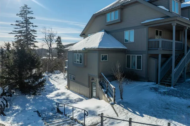 $595,000 | 17 Day Break Drive, Unit F101, Ludlow, VT 05149