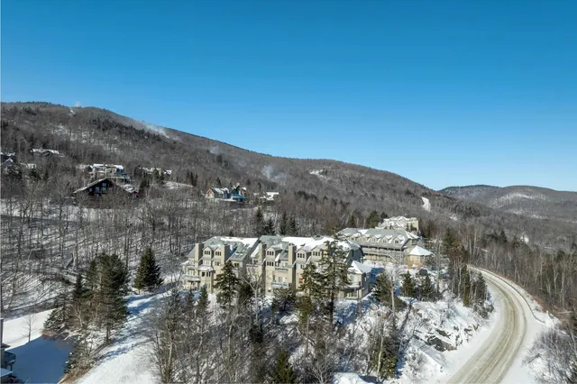 $595,000 | 17 Day Break Drive, Unit F101, Ludlow, VT 05149