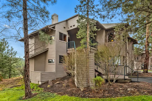 $990,000 | 19717 Southwest Mount Bachelor Drive, Unit 617, Bend, OR 97702