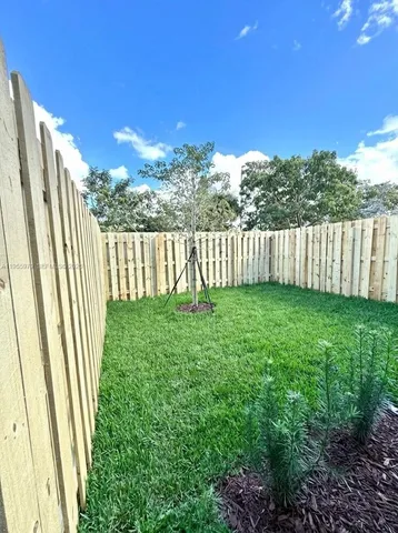 $2,700 | 26865 Southwest 121st Avenue, Unit 26865, Homestead, FL 33032