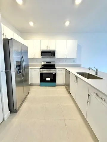 $2,700 | 26865 Southwest 121st Avenue, Unit 26865, Homestead, FL 33032