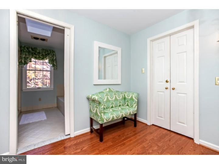 26 Fariston Road Wayne, PA 19087 - Photo 14 of 22 Bedroom - Main