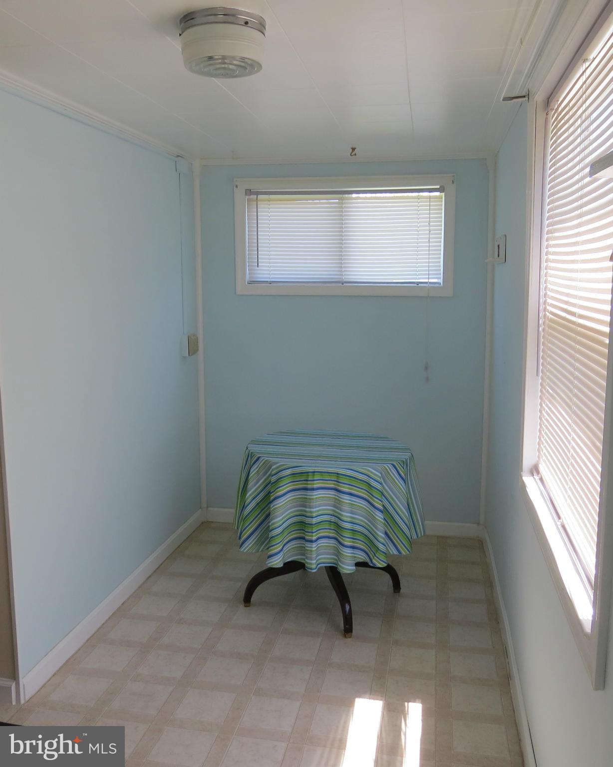 3401 Sollers Point Road Baltimore, MD 21222 - Photo 8 of 29 a room with window