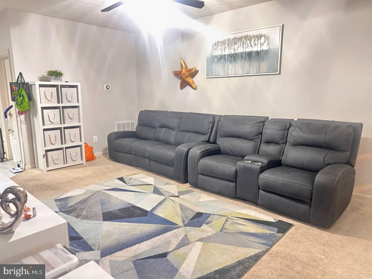 35391 Pheasant Ridge Road Locust Grove, VA 22508 - Photo 3 of 16 a living room with furniture and painting on the wall