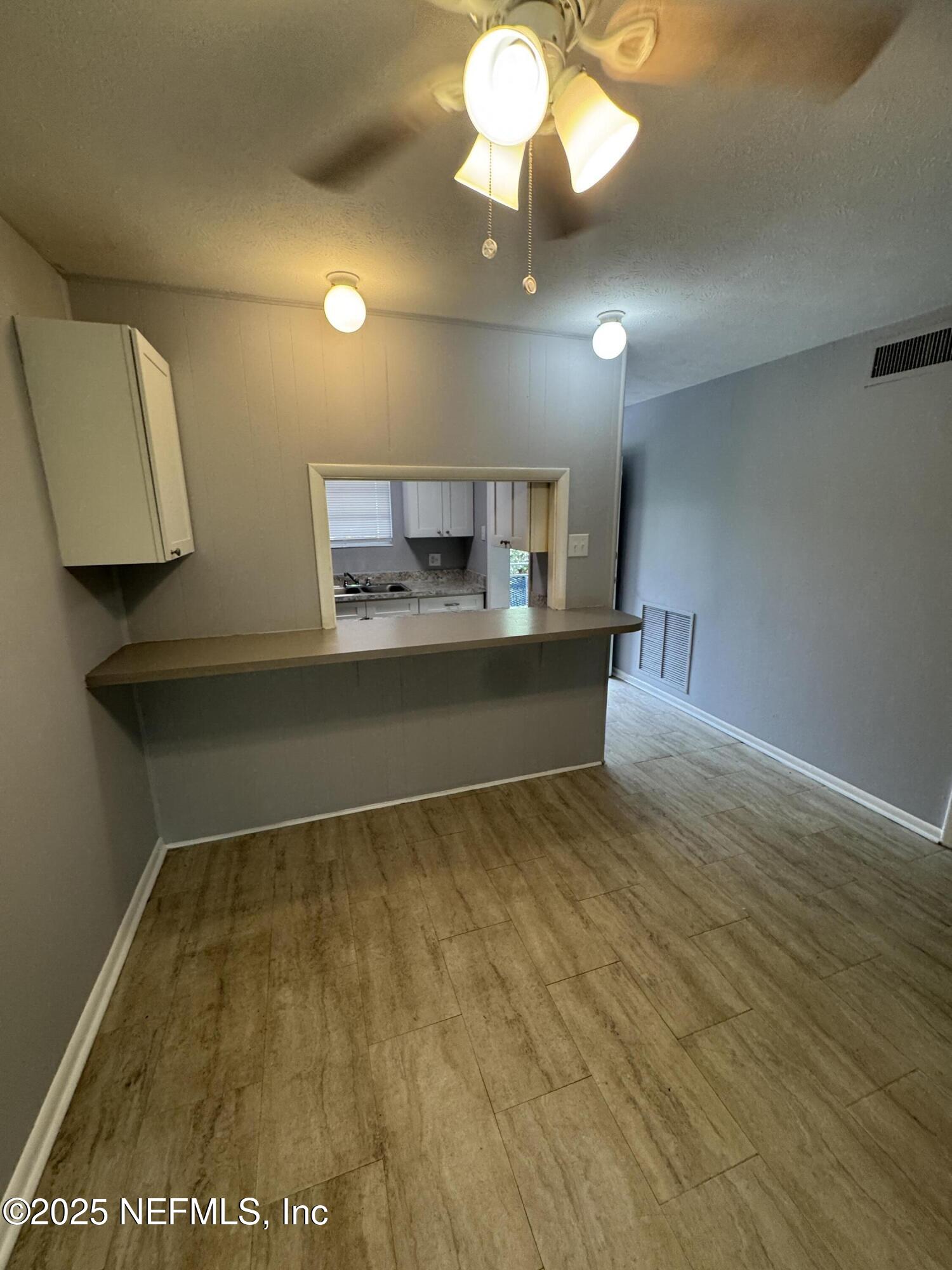 2441 Spring Park Road, Unit 47 Jacksonville, FL 32207 - Photo 3 of 10 IMG_6561