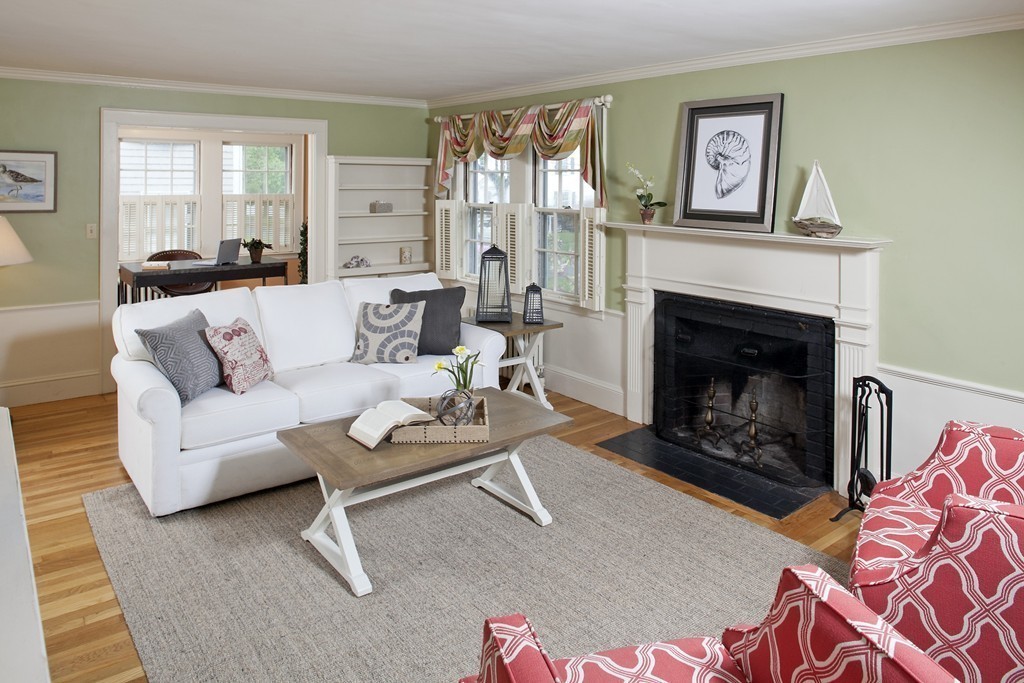 9 Sanborn Road Hingham, MA 02043 - Photo 8 of 22 Gallery Image 8