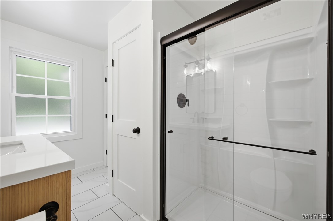 4441 Tonawanda Creek Road Pendleton, NY 14120 - Photo 14 of 50 1st fl full bath