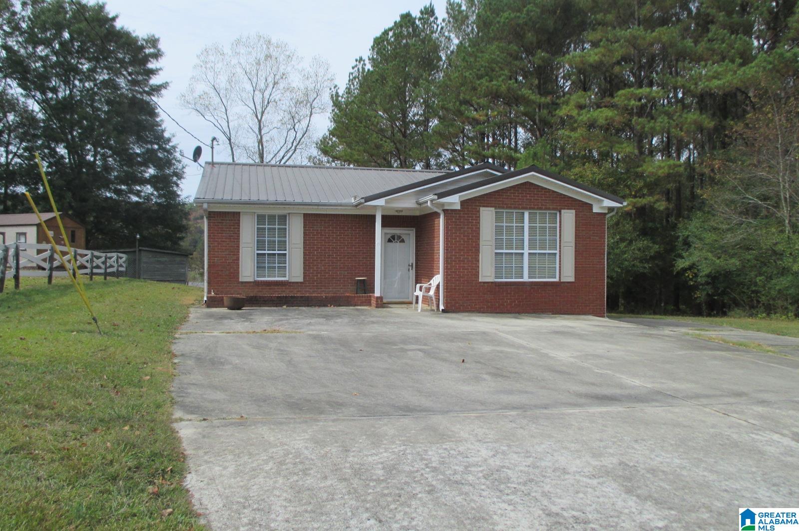 3181 Tidwell Hollow Road Oneonta, AL 35121 - Photo 2 of 6
