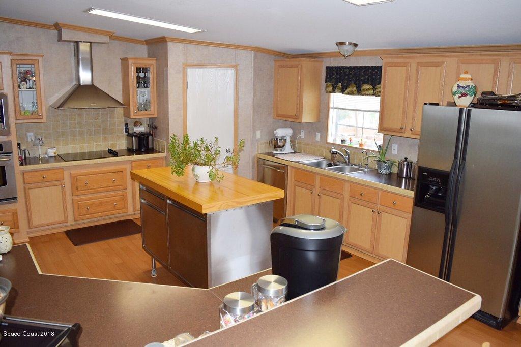 4719 Pine Needle Road Mims, FL 32754 - Photo 11 of 24 Breakfast Bar