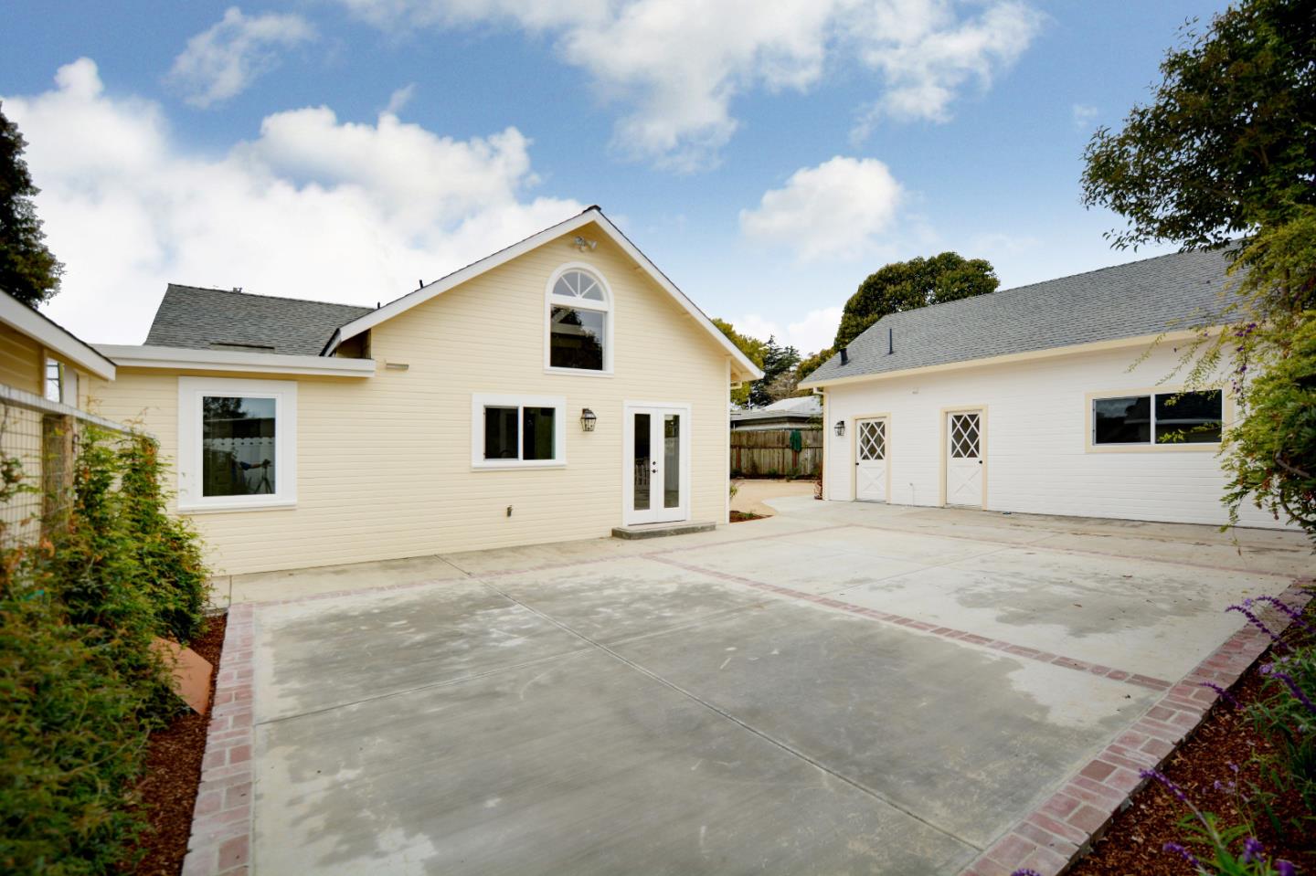 104 Calabasas Road Watsonville, CA 95076 - Photo 5 of 25 Gallery Image 5