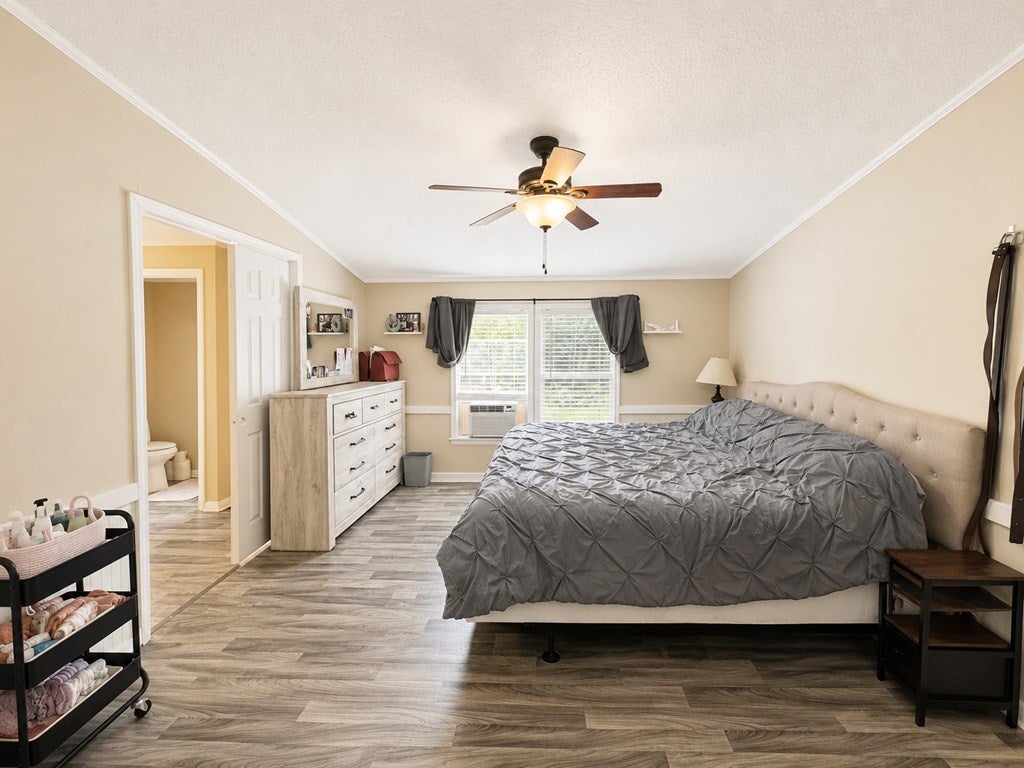 74 9 Oaks Road Carriere, MS 39426 - Photo 11 of 20 Large Master Suite
