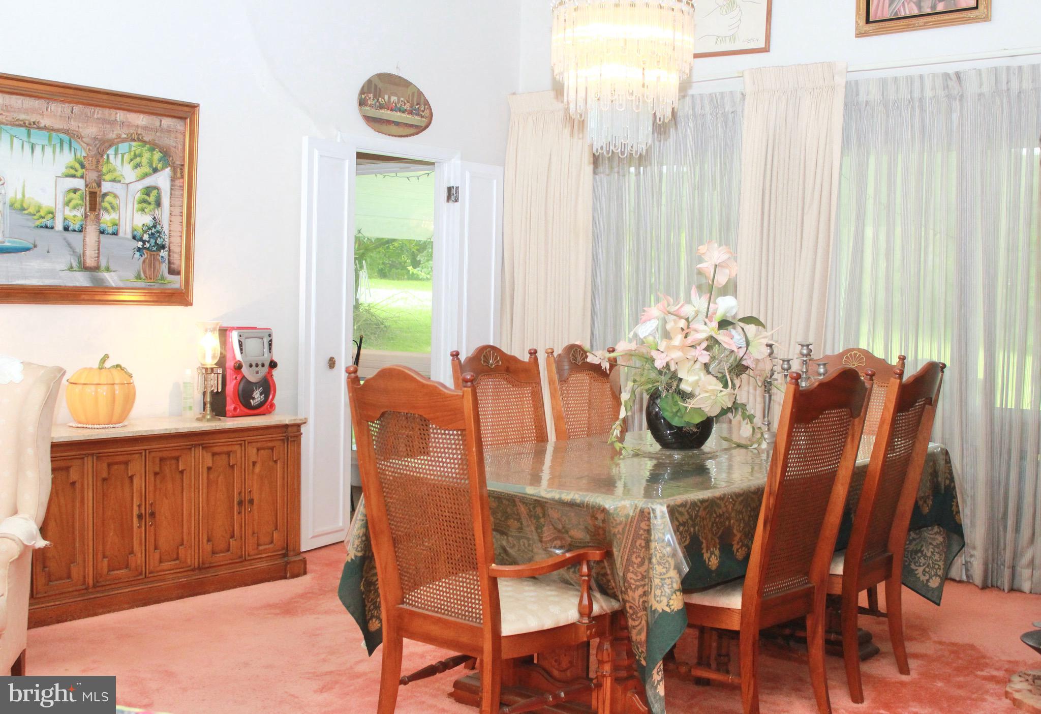 8301 Cobden Road Glenside, PA 19038 - Photo 10 of 32 dining room