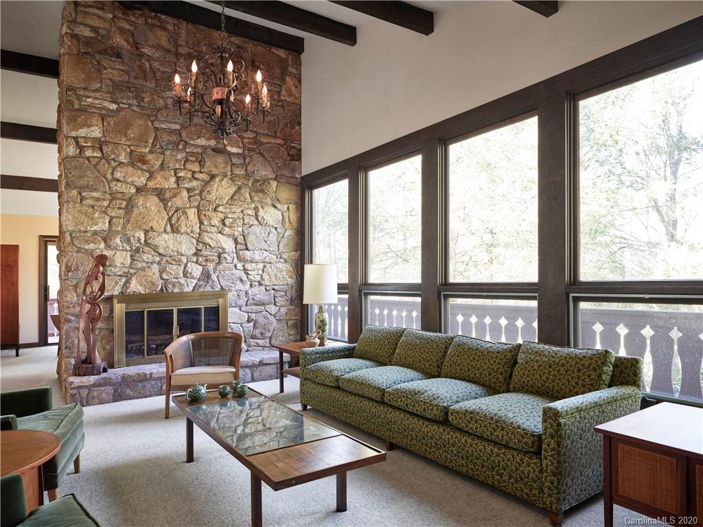 73 South Country Club Road Brevard, NC 28712 - Photo 5 of 20 Gallery Image 5