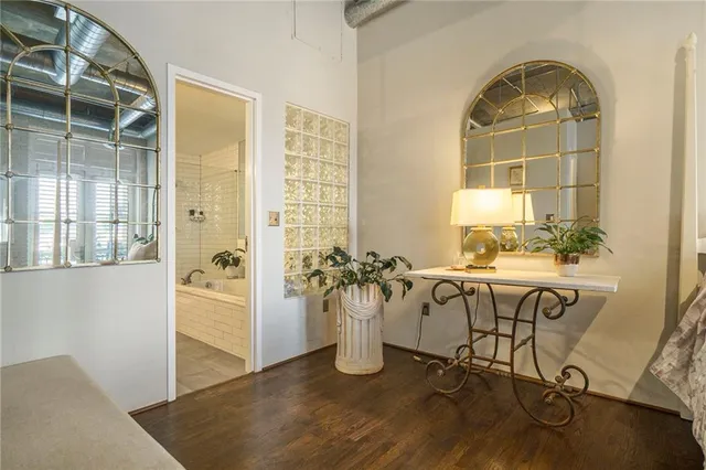 $332,900 | 3235 Roswell Road Northeast, Unit 402, Atlanta, GA 30305