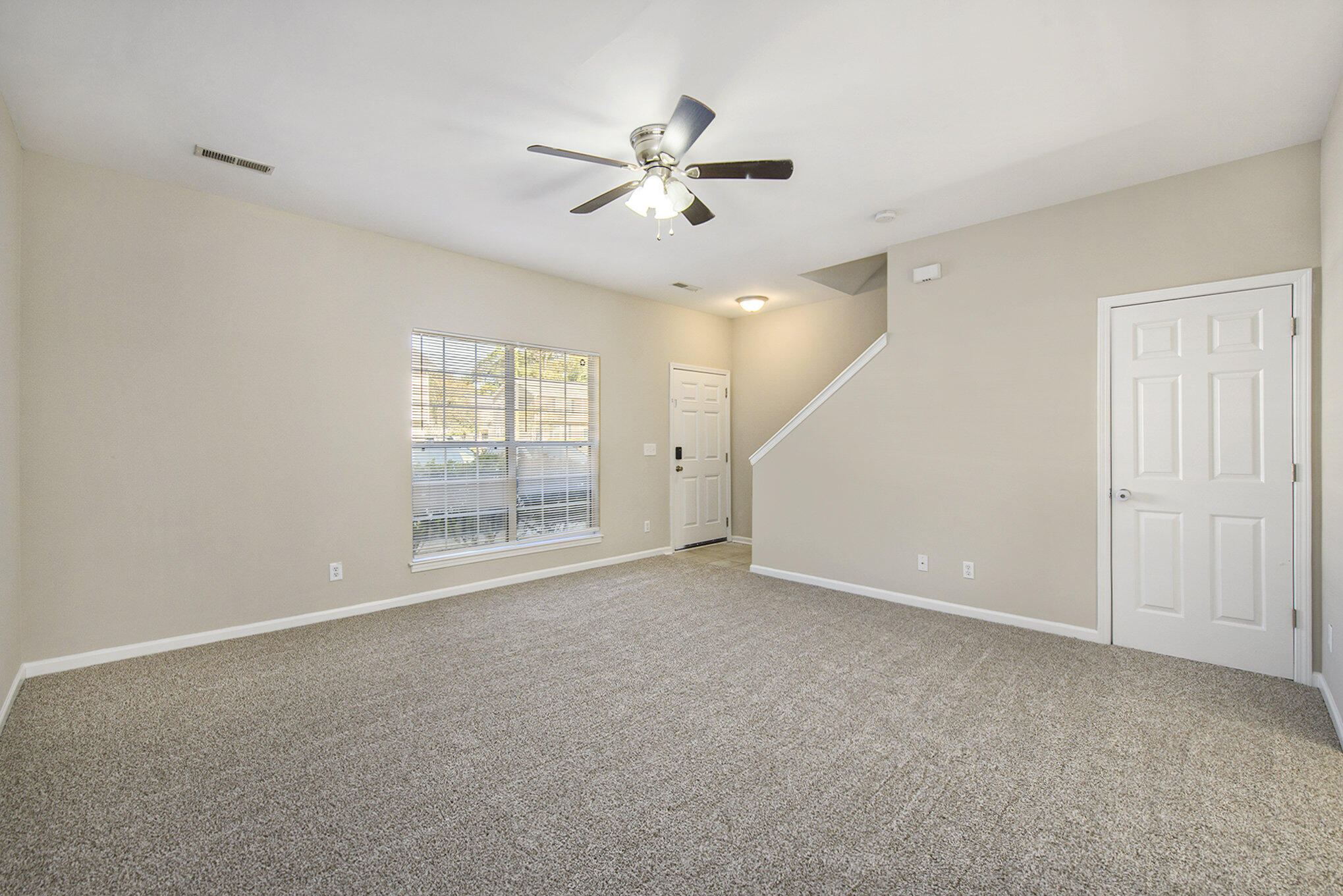 1035 Lexi Court Ladson, SC 29456 - Photo 4 of 20 003__dsc3151_231