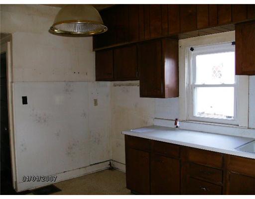 1425 Center Springfield Oh 45506 Springfield, OH 45506 - Photo 14 of 18