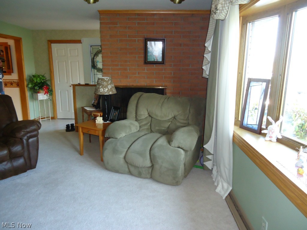 5687 East State Road Newcomerstown, OH 43832 - Photo 8 of 18 Gallery Image 8