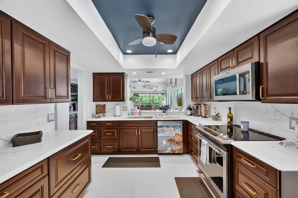 700 Starkey Road, Unit 352 Largo, FL 33771 - Photo 9 of 60