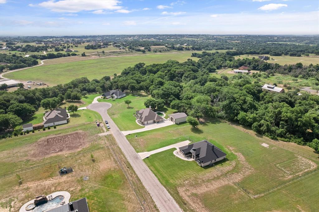 1052 Kessler Road Weatherford, TX 76087 - Photo 37 of 40