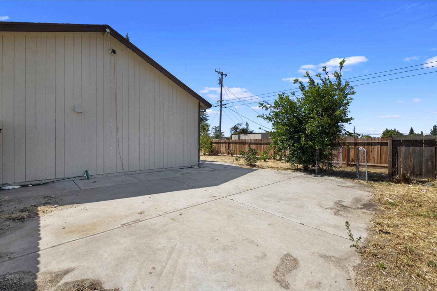 5701 Casaba Way Keyes, CA 95328 - Photo 30 of 34