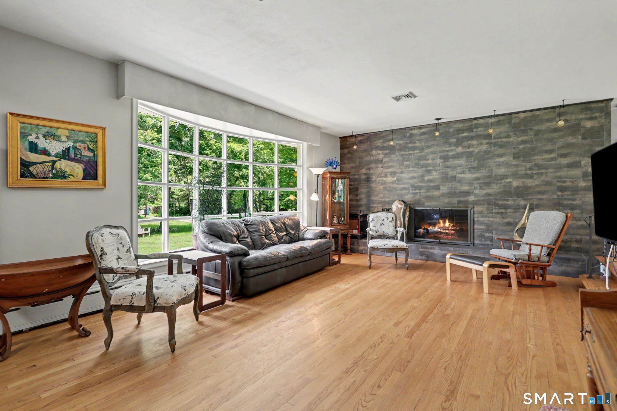 215 Hillfield Road Hamden, CT 06518 - Photo 14 of 36