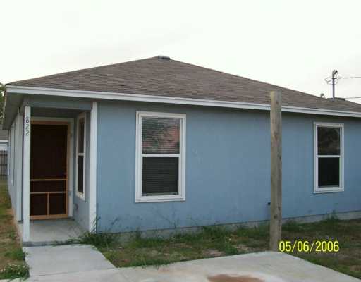 822 Military Drive Corpus Christi, TX 78418 - Photo 1 of 1 a front view of a house