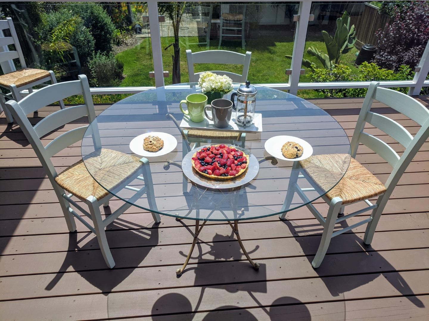 150 Vía Soderini Aptos, CA 95003 - Photo 9 of 36 a view of table and chairs