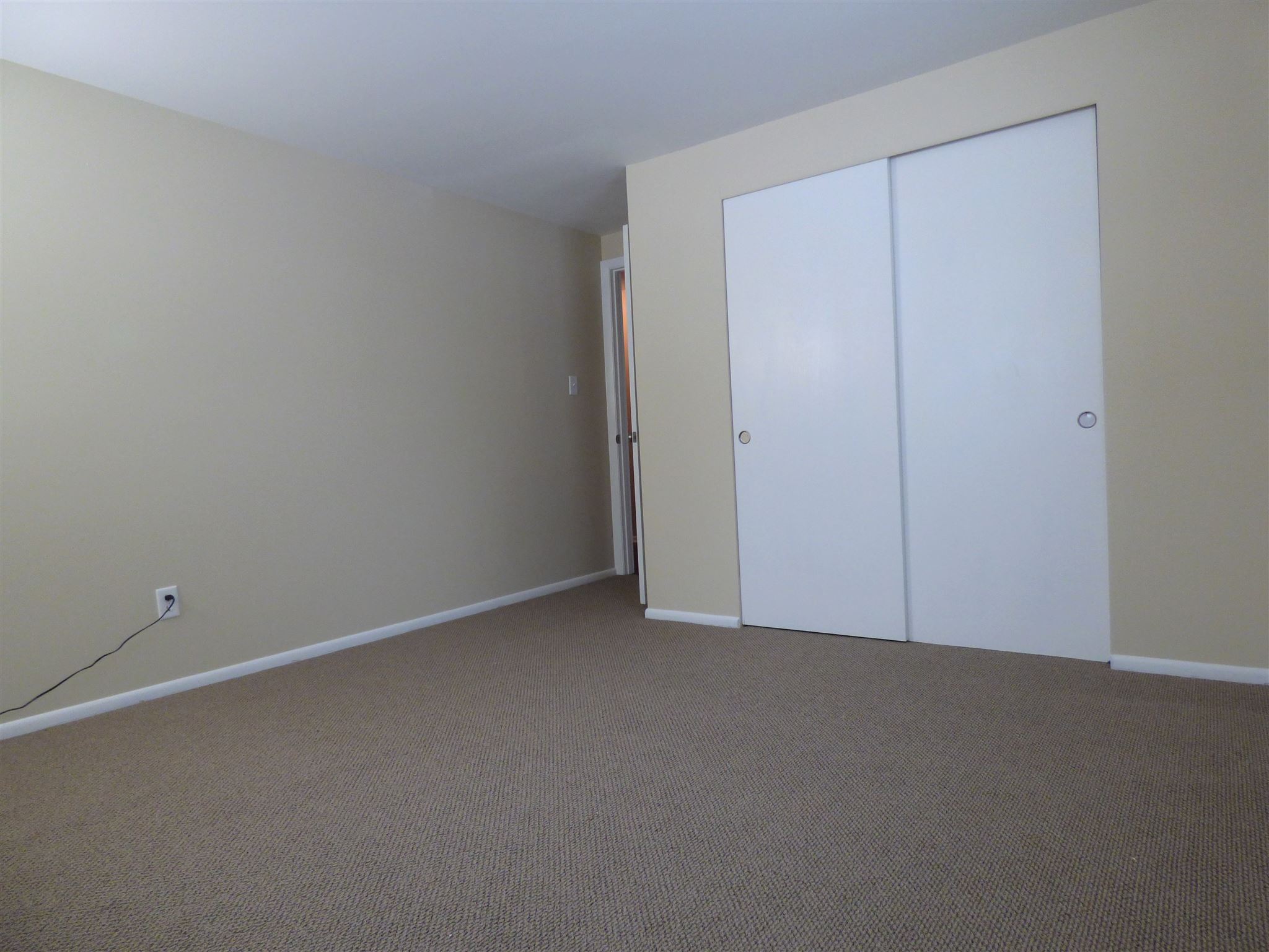 809 South Hadley Road Fort Wayne, IN 46804 - Photo 14 of 21