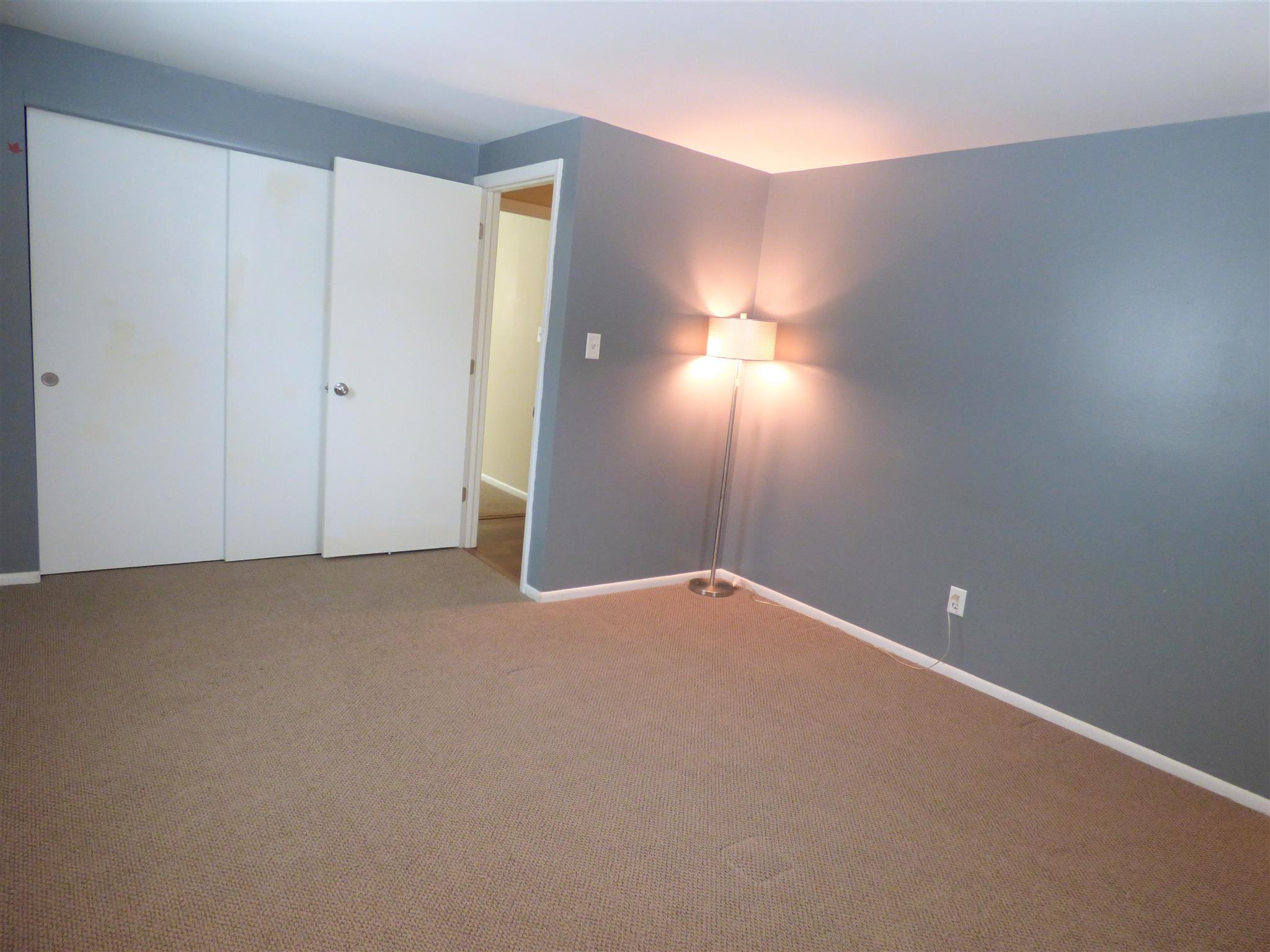 809 South Hadley Road Fort Wayne, IN 46804 - Photo 19 of 21
