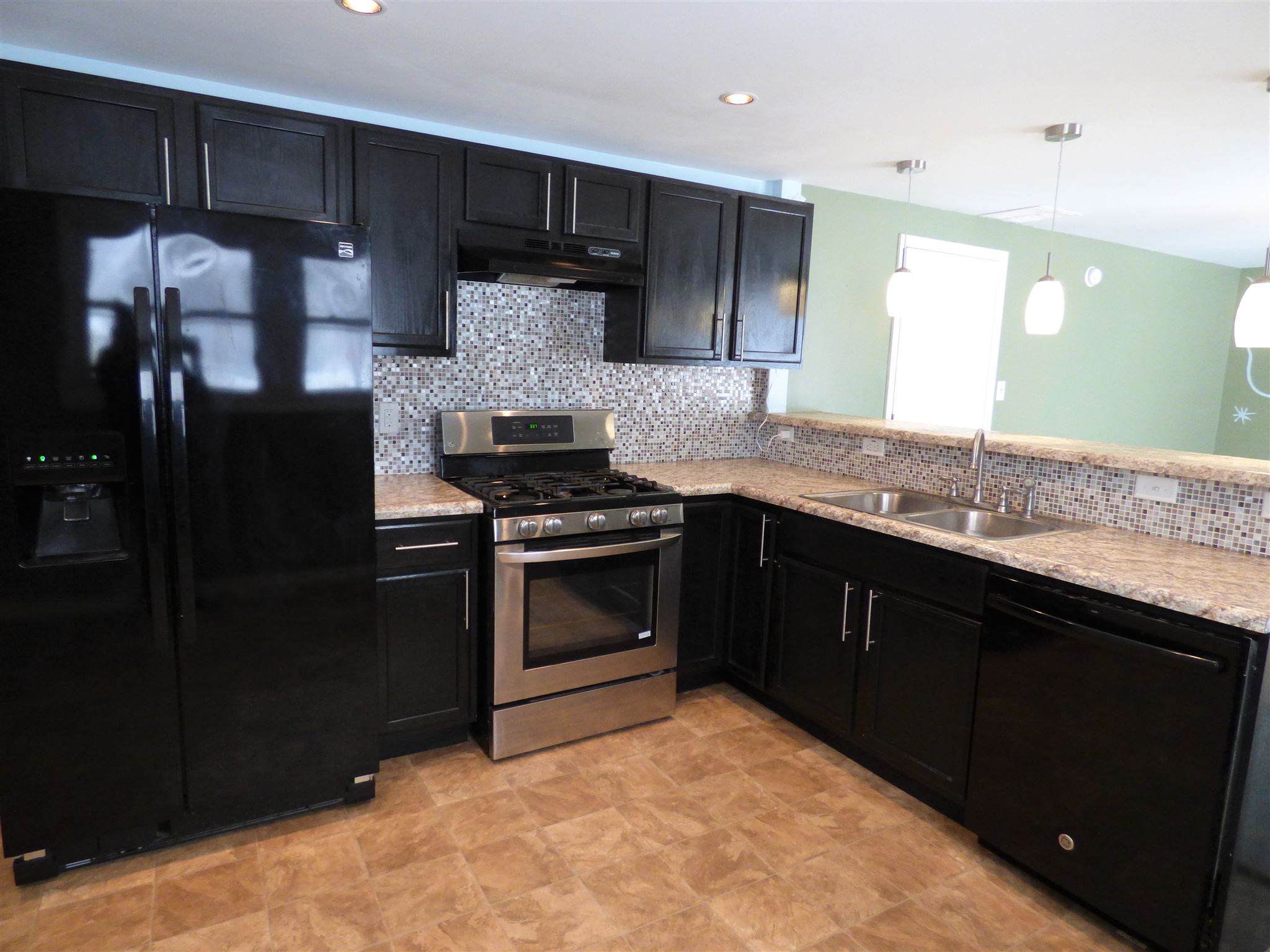 809 South Hadley Road Fort Wayne, IN 46804 - Photo 7 of 21