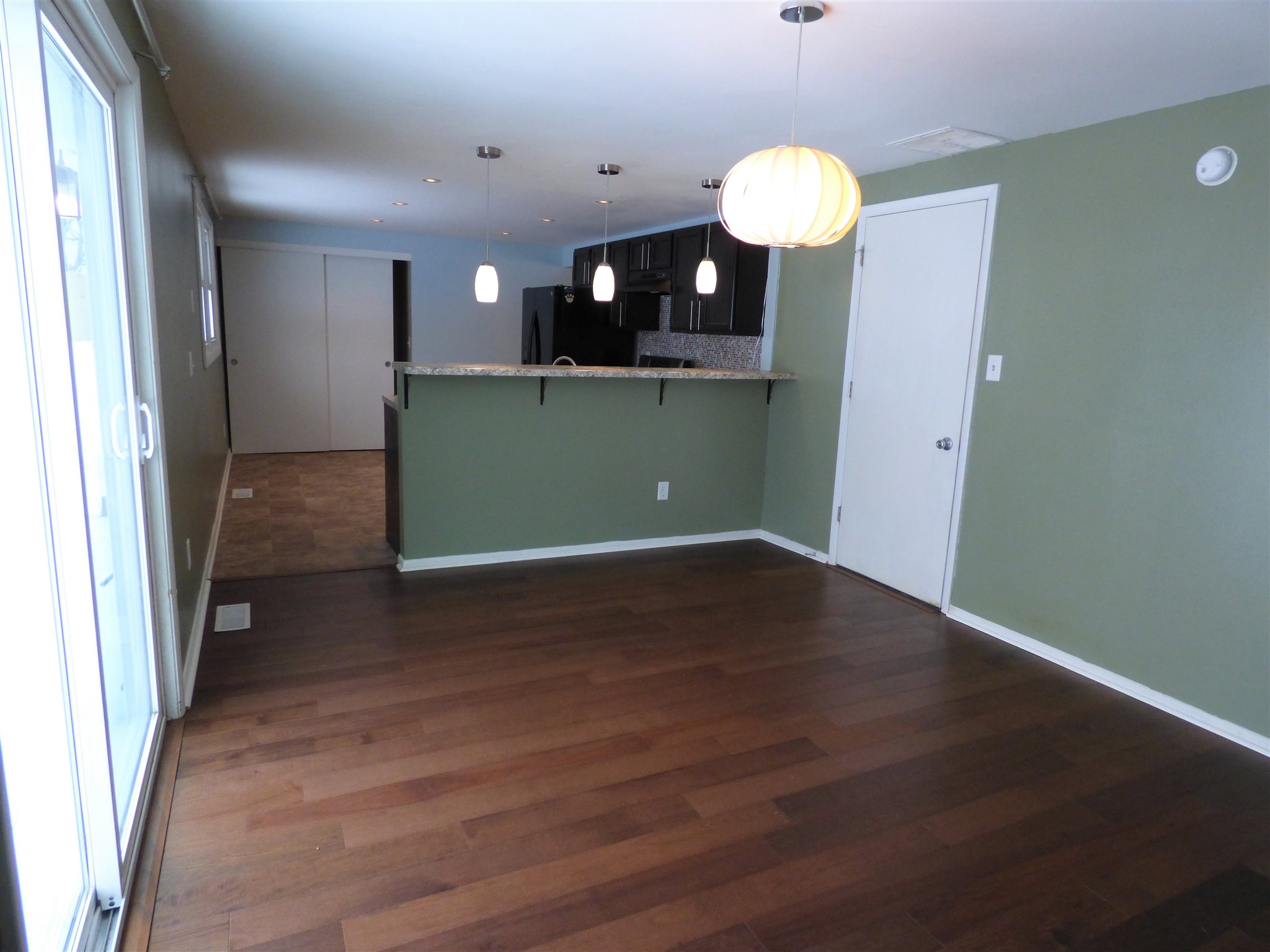 809 South Hadley Road Fort Wayne, IN 46804 - Photo 10 of 21
