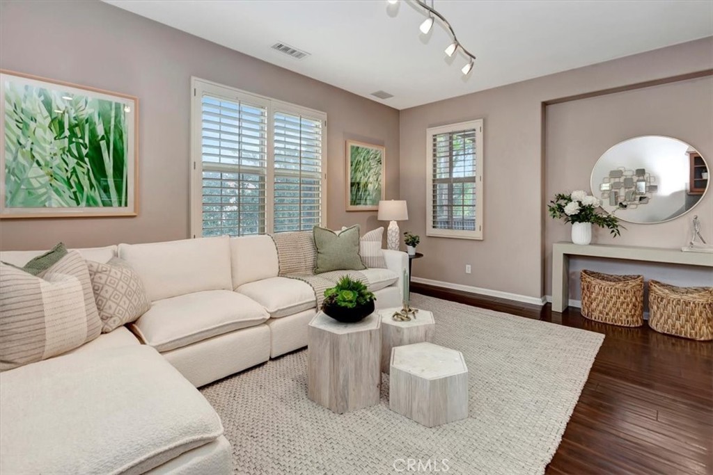 42 Cactus Bloom Irvine, CA 92618 - Photo 14 of 41