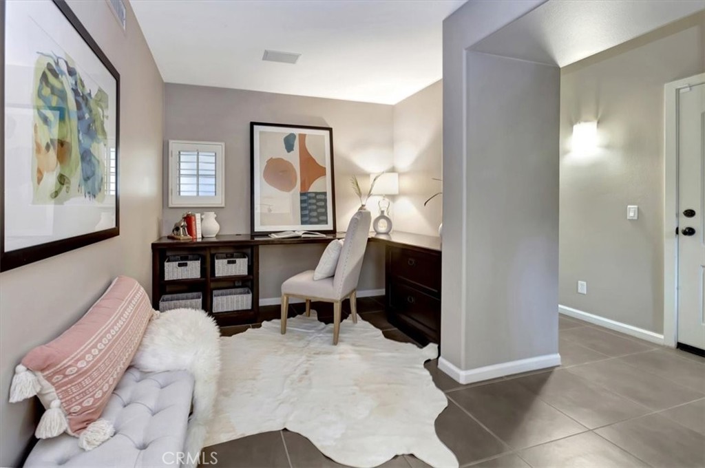 42 Cactus Bloom Irvine, CA 92618 - Photo 5 of 41