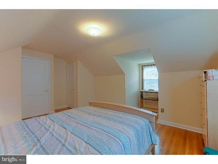 464 Granite Terrace Springfield, PA 19064 - Photo 17 of 24 Bedroom - Main