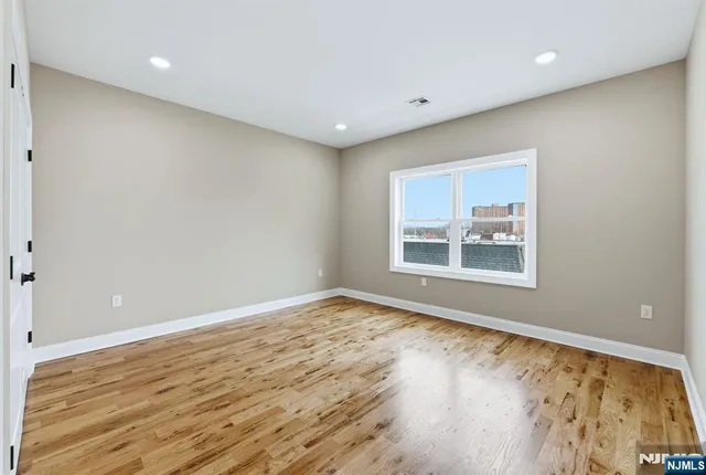 $1,492,000 | 109 South 7th Street, Newark, NJ 07107