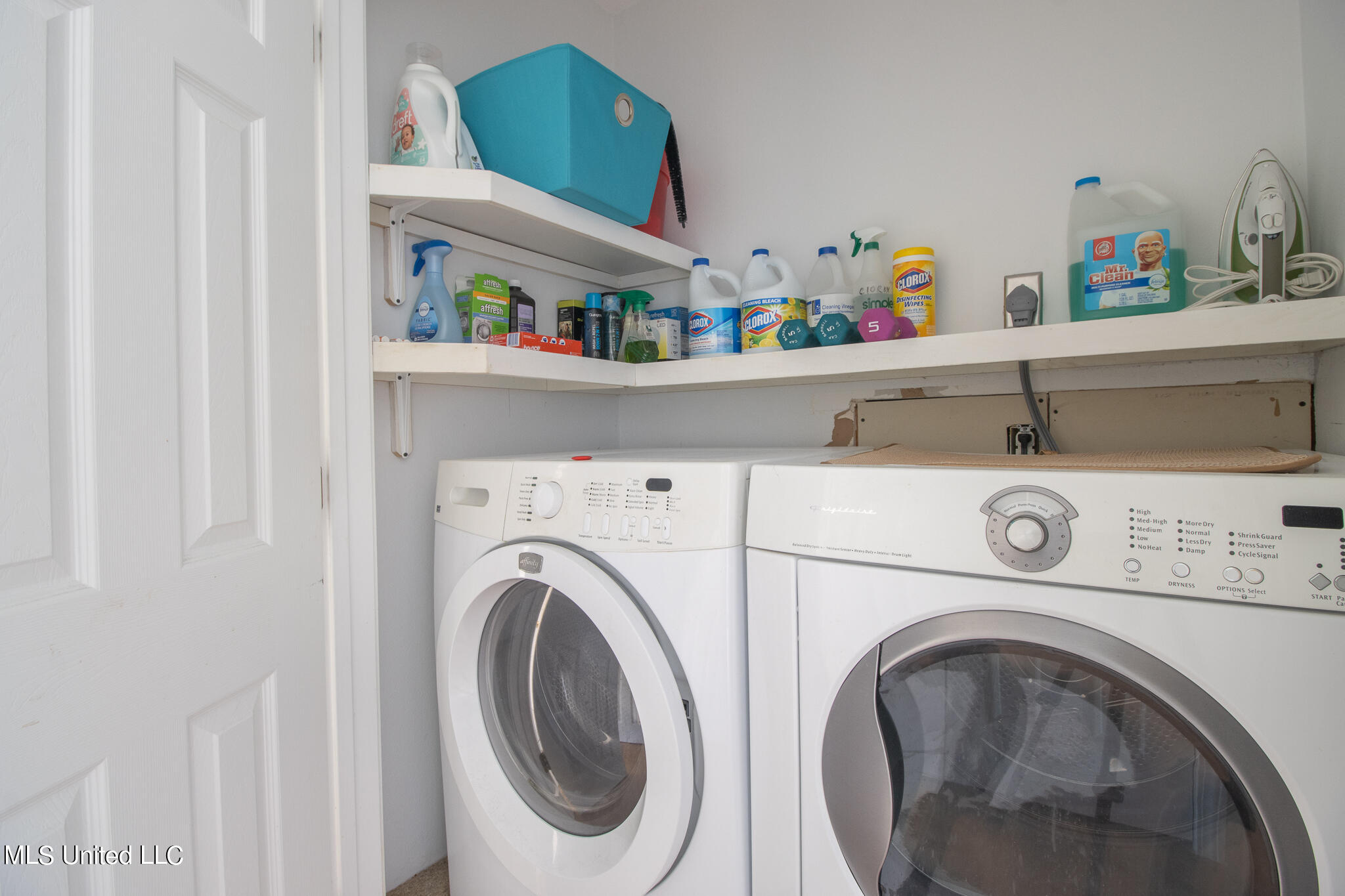 25034 Arcadia Farm Road Pass Christian, MS 39571 - Photo 29 of 31 laundry
