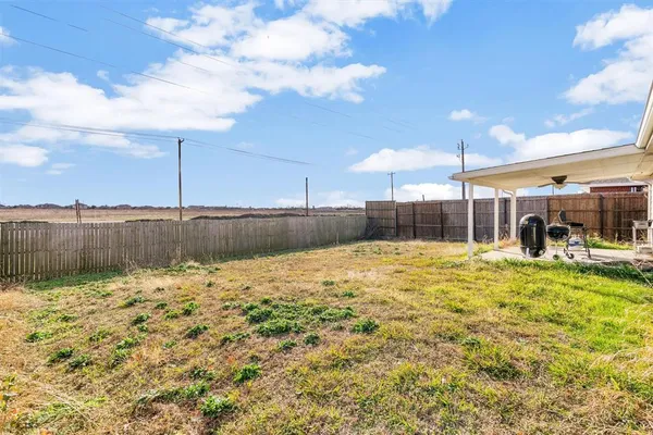 a swimming pool with mountain view