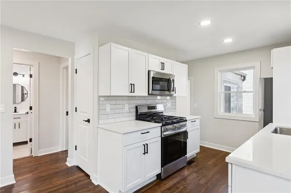 $315,000 | 5112 Maple Avenue, Mission, KS 66202