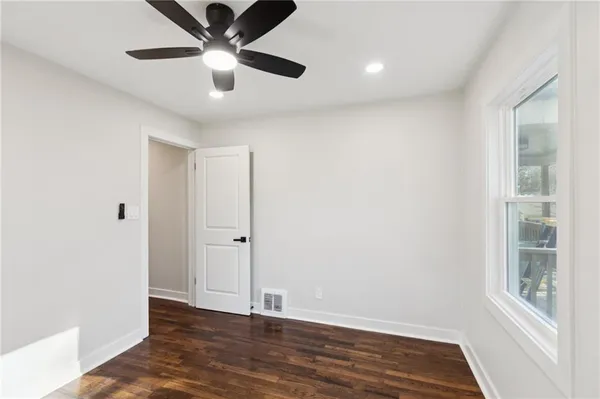 $315,000 | 5112 Maple Avenue, Mission, KS 66202